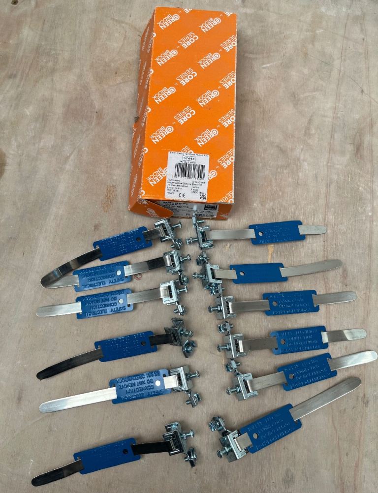 External Earth Clamps (Blue) 