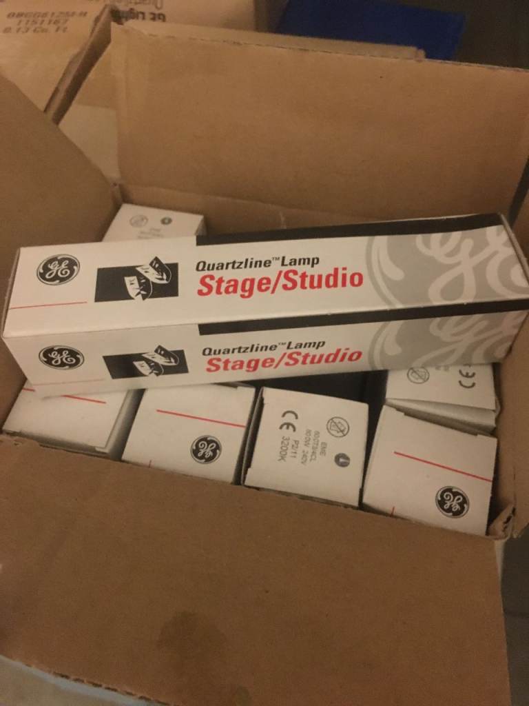 12 x Brand New GE Lighting Quartzline R7s 800W Stage Studio Lamps - Double Ended Bulbs Lights