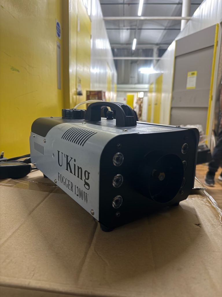 UKing Fogger 1200W Smoke / Fog Machine – Excellent Condition