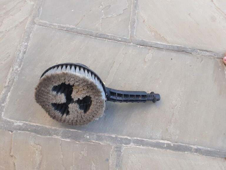 Kartcher car cleaning brush