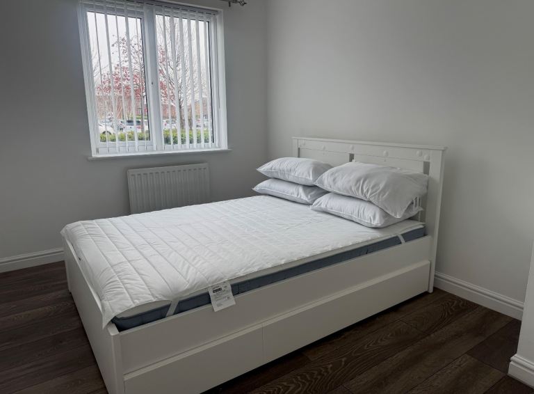 Double room in a shared 2 bed flat