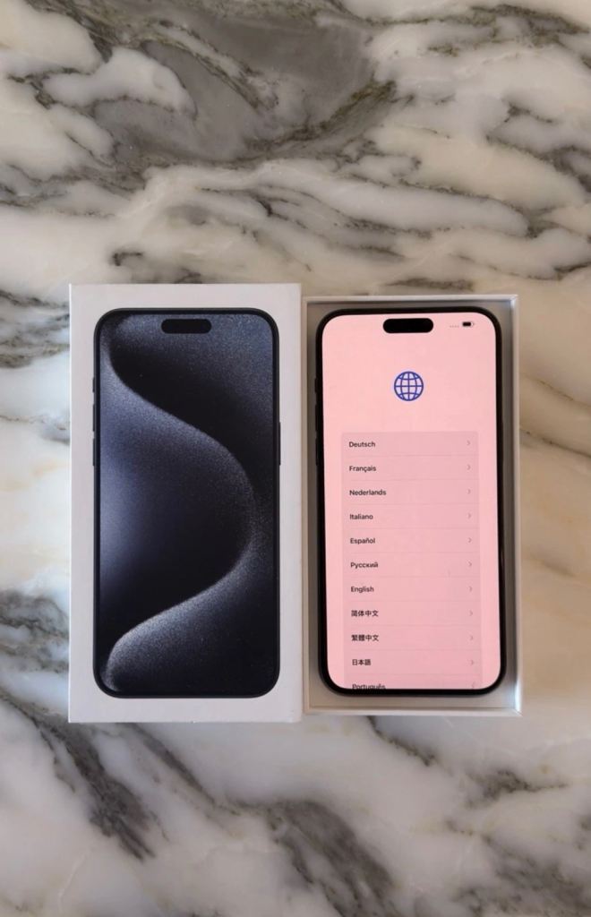 iphone 15 pro max 256GB MINT condition 