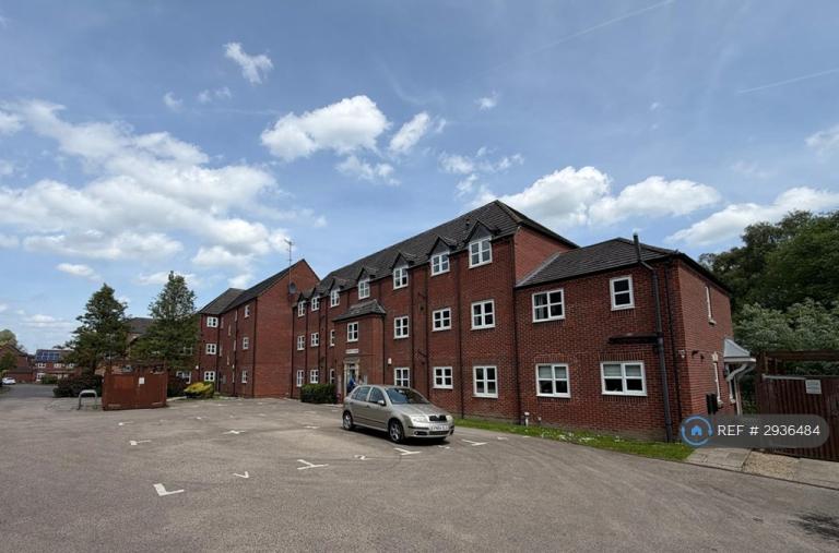 2 bedroom flat in Millbank Place, Nottingham, NG6 (2 bed) (#2936484)