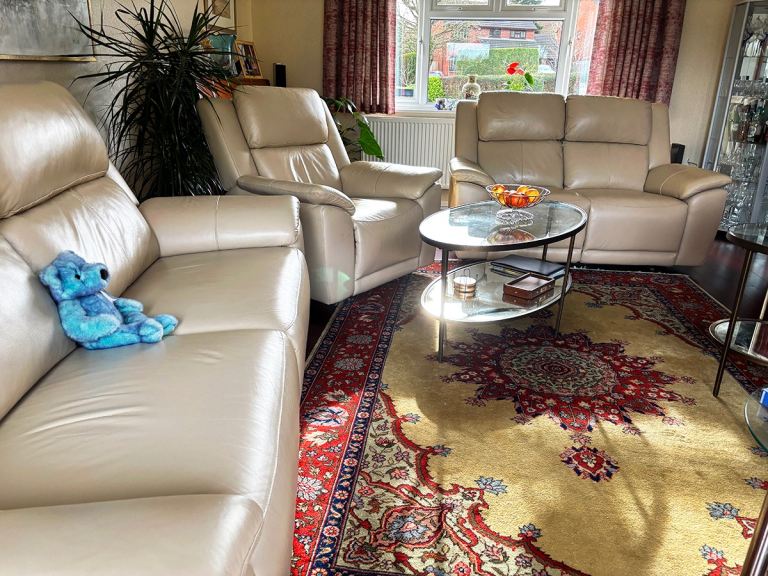 Utah Three-piece fully reclining multiple motor Real Leather Suite