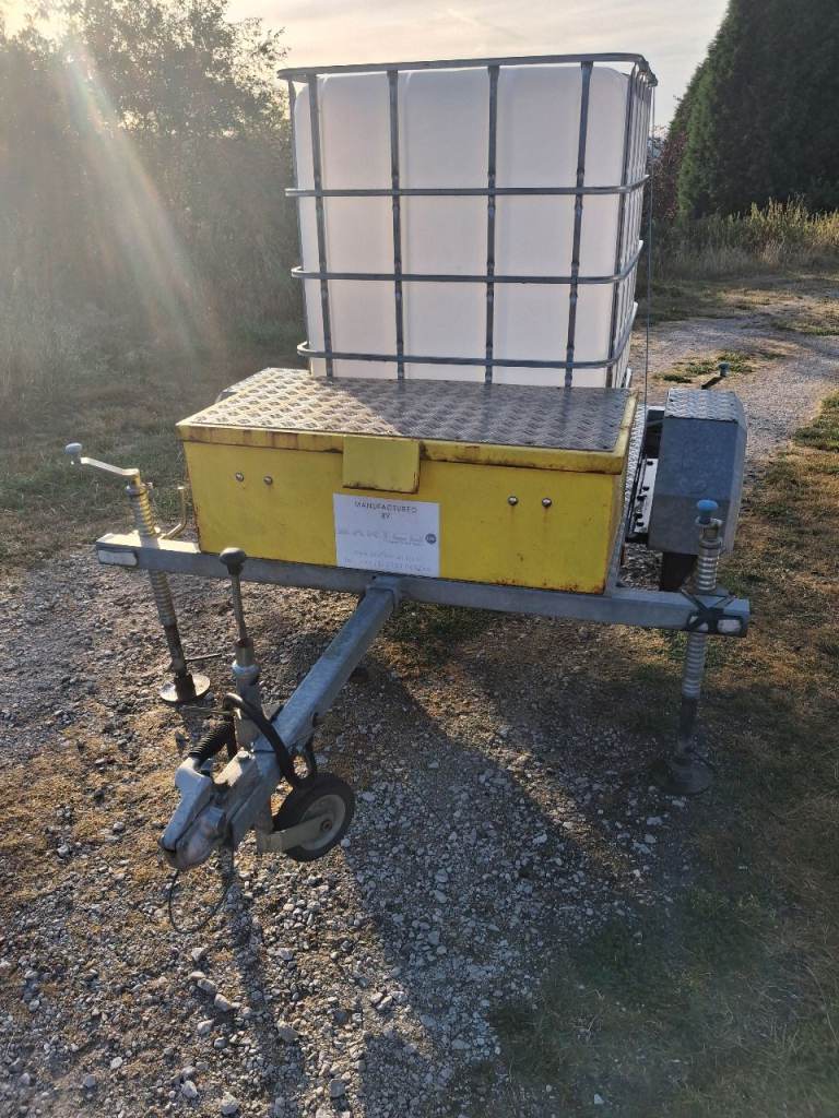 Water Bowser, Utility Traiker