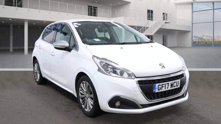 2017 Peugeot 208 1.2 PureTech 82 Allure 5dr HATCHBACK PETROL Manual