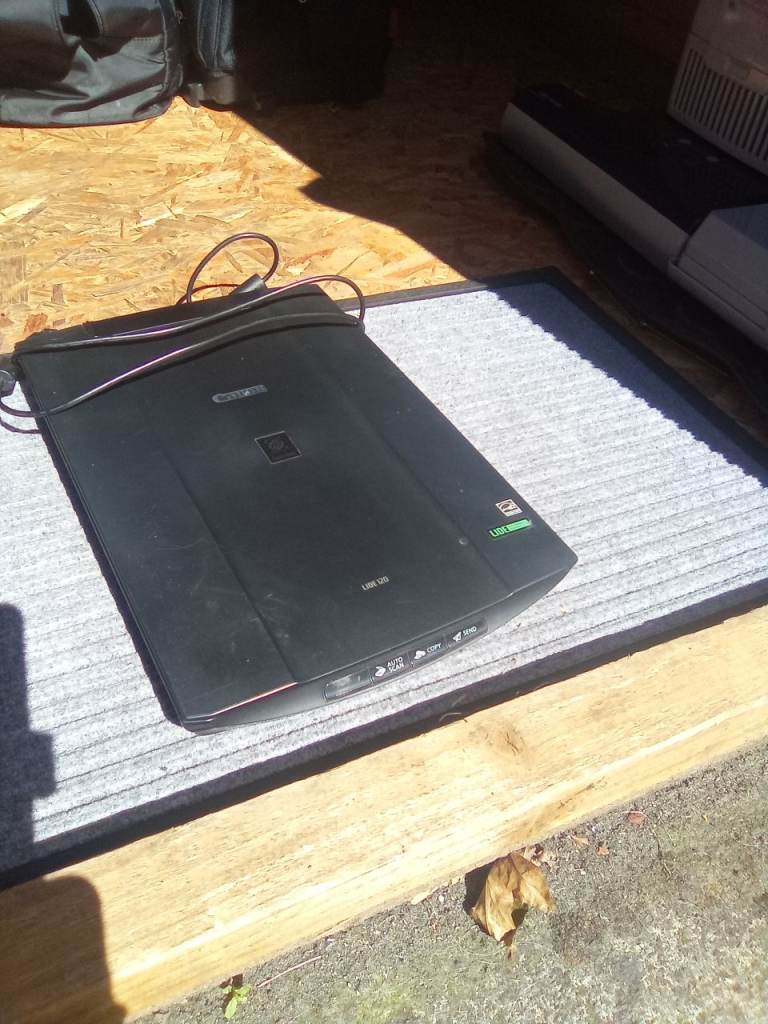 Canon LiDE 120 Flatbed Scanner for Home working or Computer, 4 available - Only £5 each!