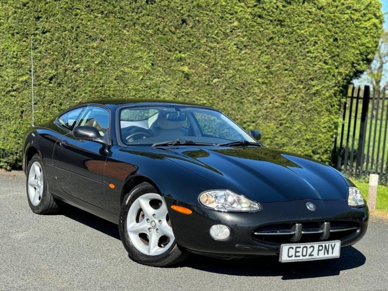 2002 JAGUAR XK8 4.0 V8 COUPE, ONLY 98K GENUINE MILEAGE + HPI CLEAR + 1 YEAR MOT
