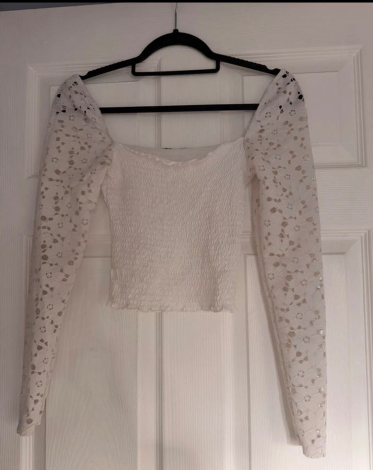 White top from Stradivarius 