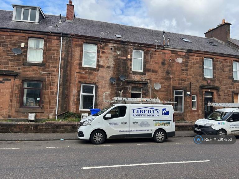 1 bedroom flat in Loudoun Road, Newmilns, KA16 (1 bed) (#2917852)