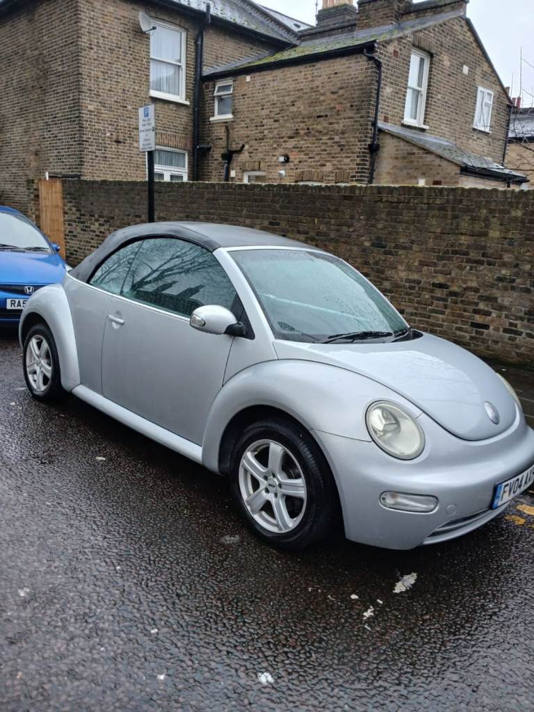 Volkswagen, BEETLE, Convertible, 2004, Manual, 1596 (cc), 2 doors