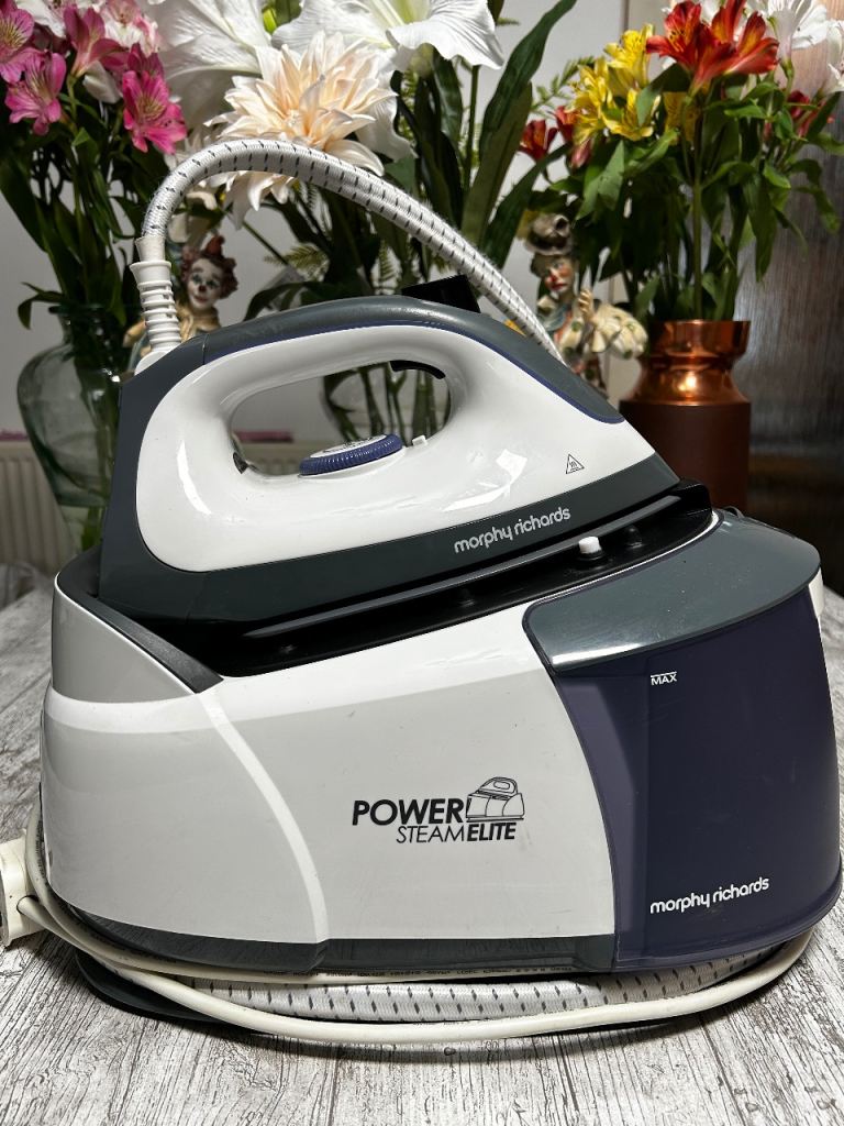 Morphy Richard’s Steam Elite Power Steamer/Iron
