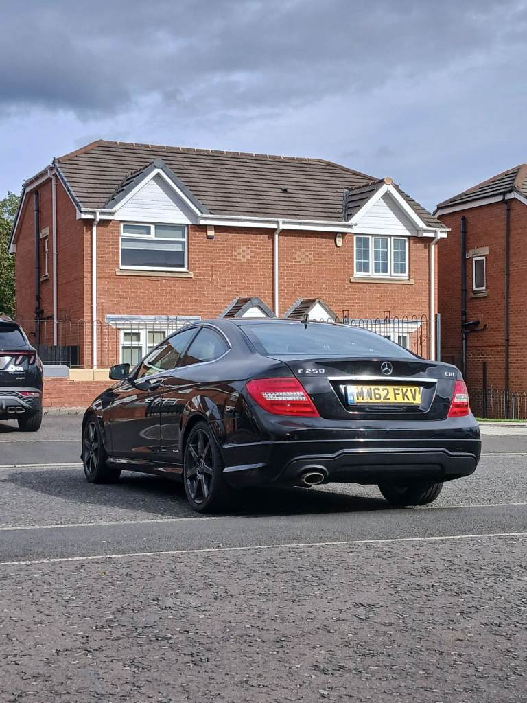 Mercedes-Benz, C CLASS, Coupe, 2013, Manual, 2143 (cc), 2 doors