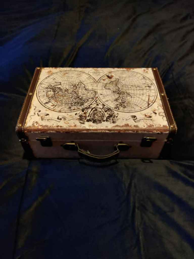 Hardcase, nice world map design