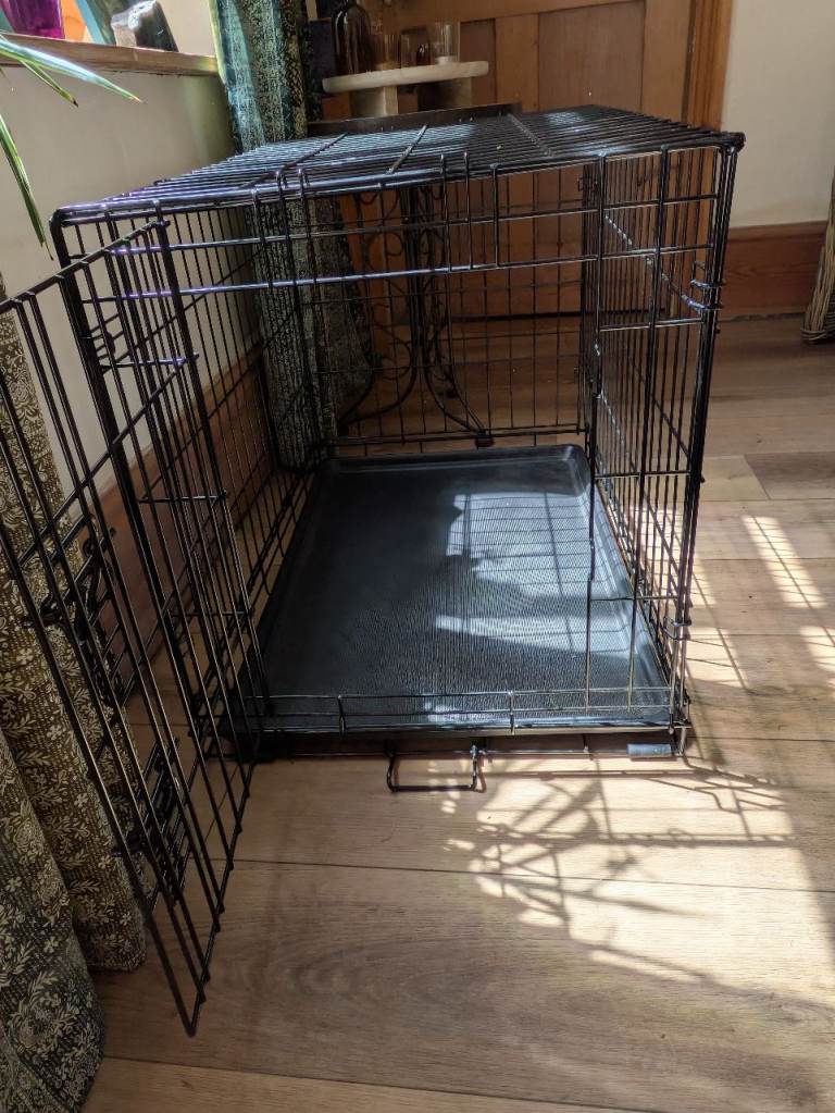 Dog crate