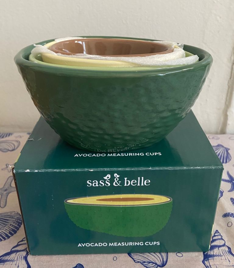 Sass & Belle Avocado Measuring Cups - New in Box