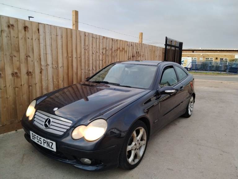 Ulez Free! 2005 Mercedes-benz C230 Se Auto, 2.5 petrol Automatic