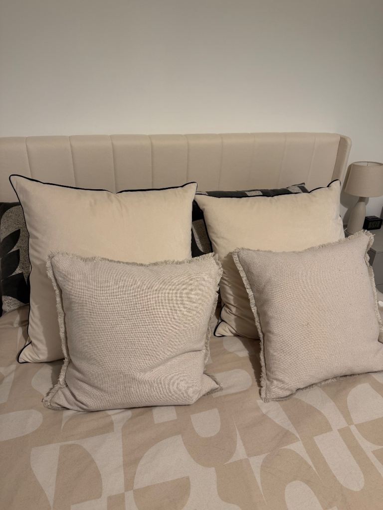 Dusk Set of 4 Pillows 