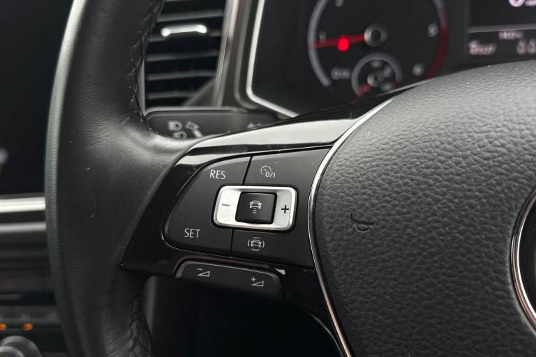 2019 Volkswagen T-Roc 1.6 TDI SE 5dr SUV Manual