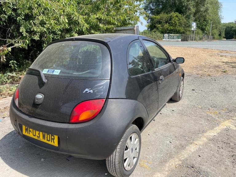 FORD KA 1.3 DURATEC 03 REG 30636 MILES 23 SERVICE STAMPS MOT OCTOBER 13TH LADY OWNER LOW INSURANCE 
