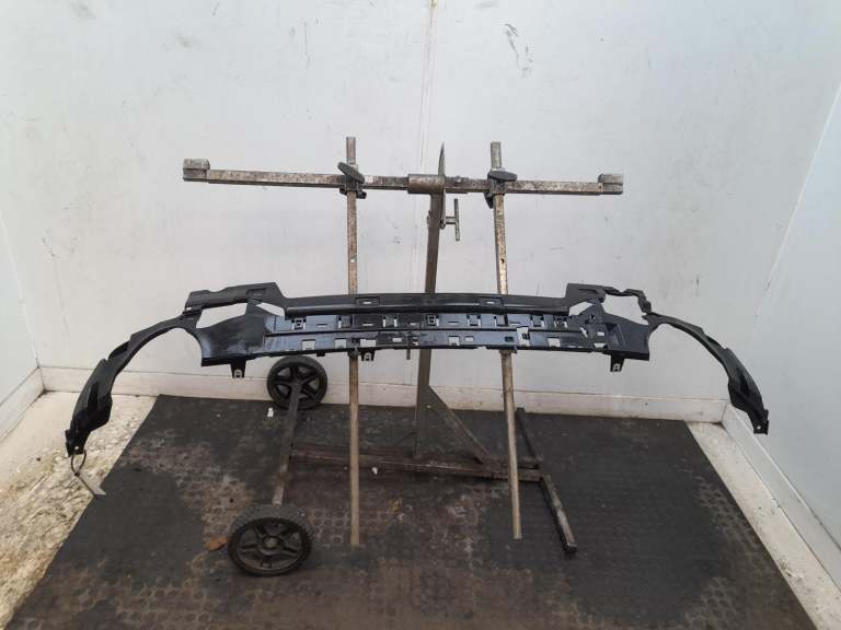 Bmw 3 Series Rear Bumper Bracket 2018-2026