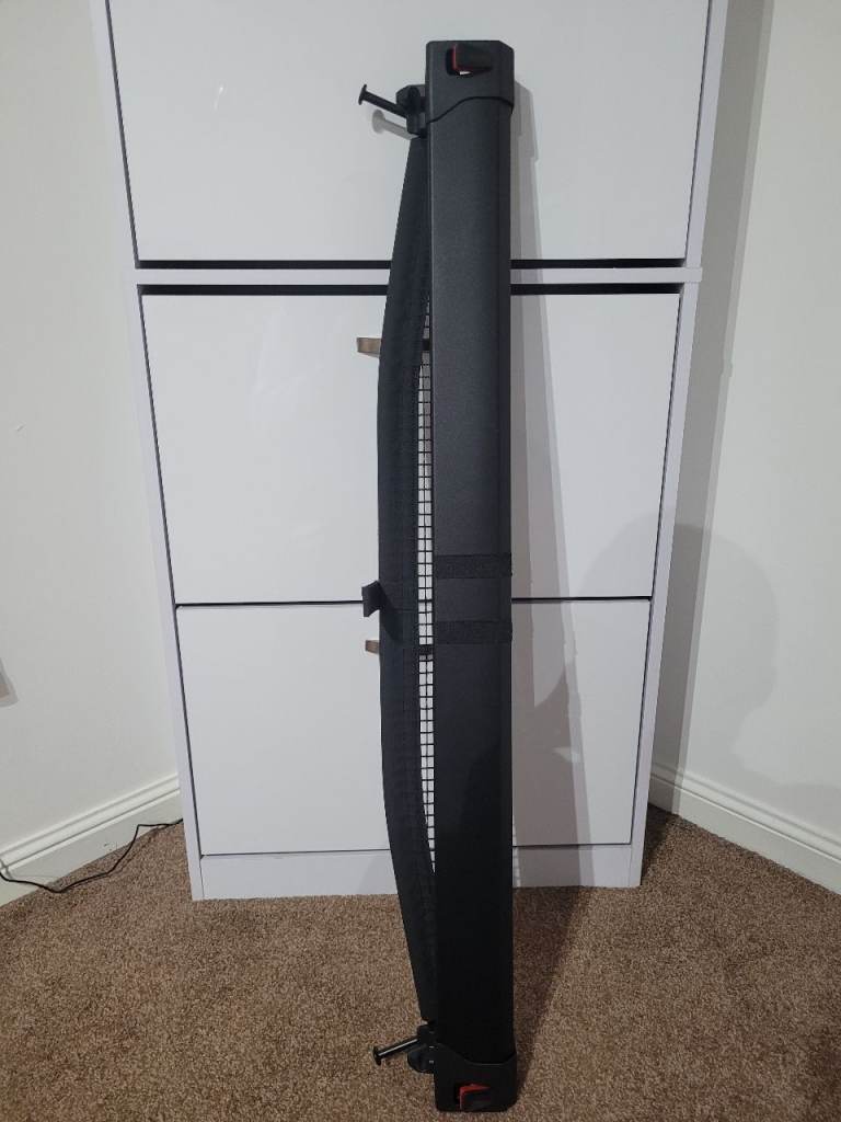 Dog guard BMW 3 2022