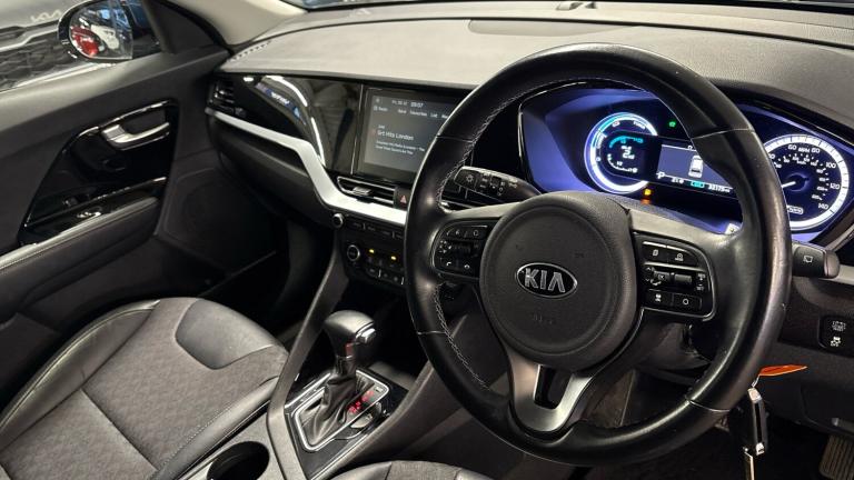 2020 Kia Niro 1.6 GDi Hybrid 2 5dr DCT Hybrid Estate Estate Hybrid Automatic