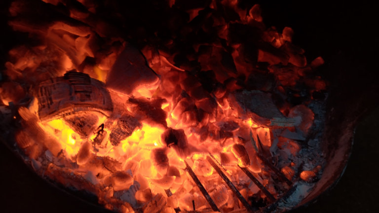 garden bbq wood burner off grid heater chiminea 