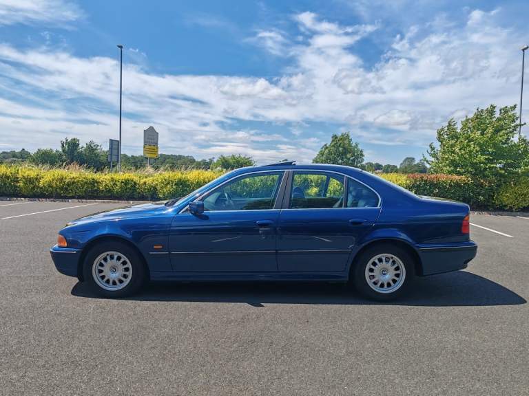BMW, E39 525 TDS 2.5 DIESEL AUTO 1998 - FULL SERVICE HISTORY!