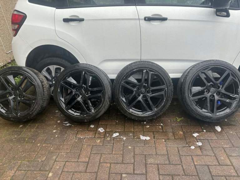 Peugeot 308 wheels + tyres 