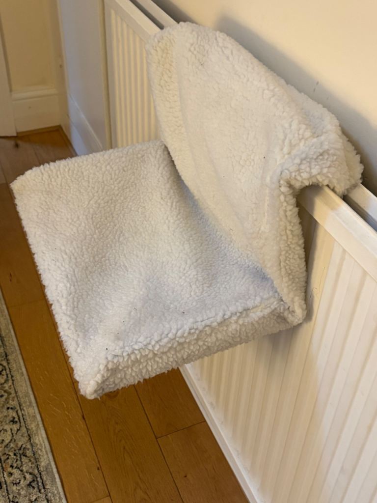 Teddy Furry cat hammock 