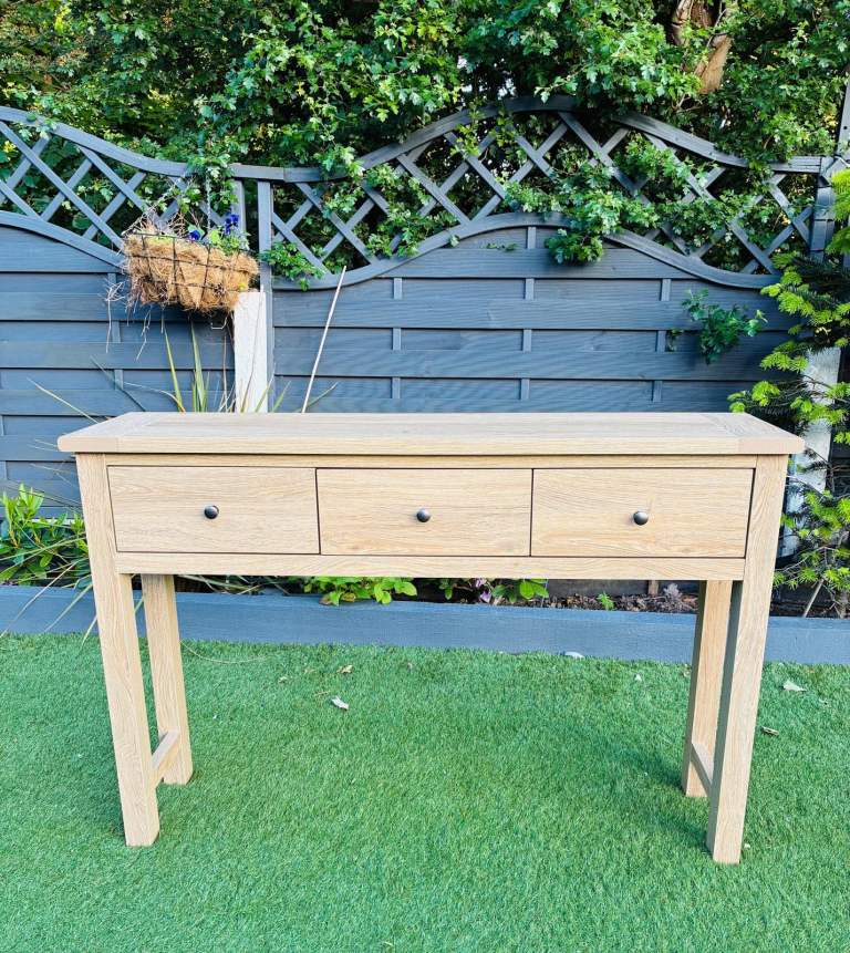 Olney Console/ Hallway Table
