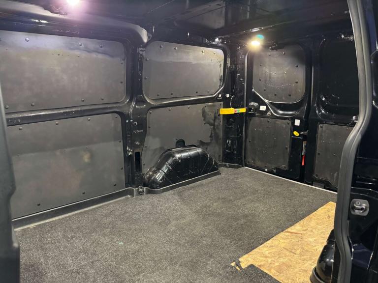 2022 Ford Transit Custom 2.0 Transit Custom 300 Limited EcoBlue 5dr Panel Van Diesel Manual