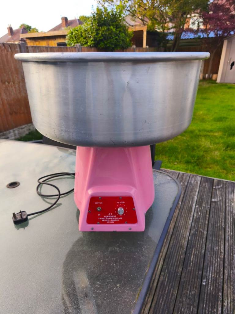 Candy floss machine 