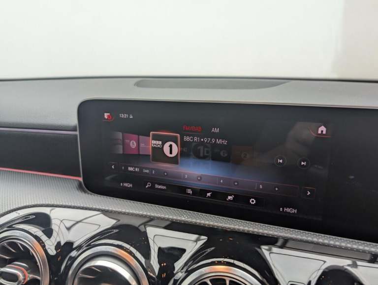 2019 Mercedes-Benz A-Class 1.5 A180d AMG Line (Premium) Hatchback 5dr Diesel 7G-DCT Euro 6 (s/s) ...