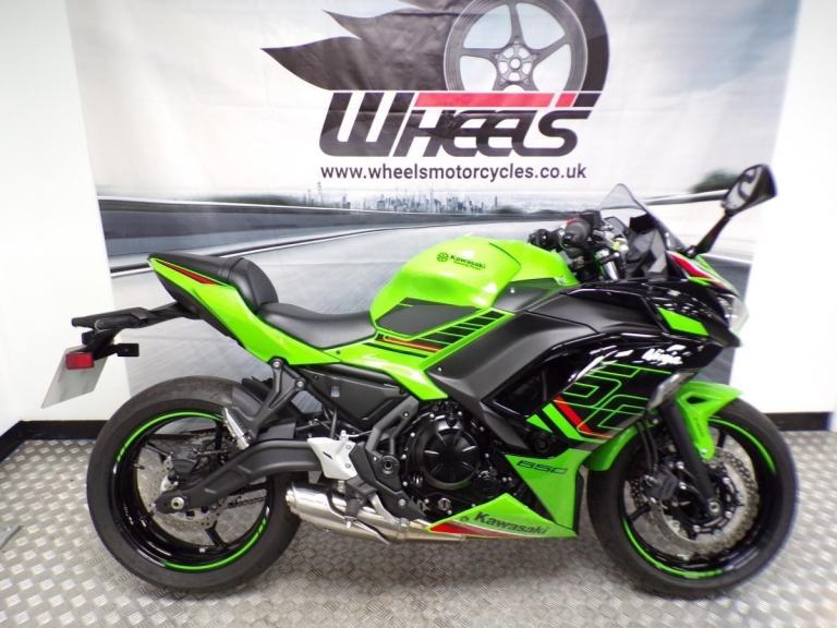 2023 KAWASAKI NINJA 650 WITH LOW MILEAGE
