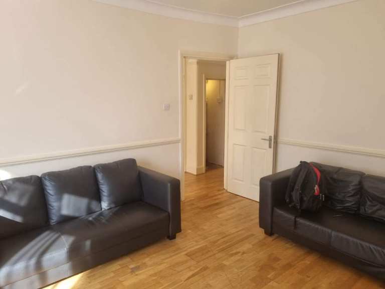 Double room at dollis hill in £795pcm