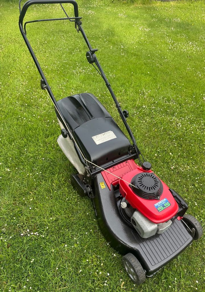 Honda 21”cut professional petrol roller lawnmower alloy deck self propelled mower fully serviced 