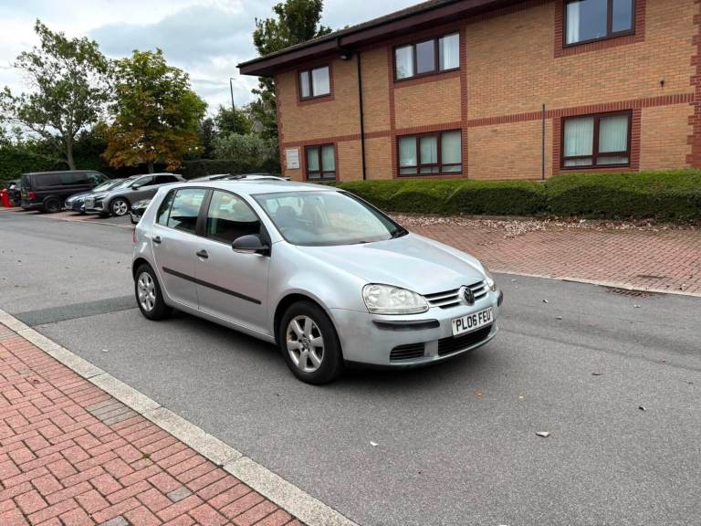 For sale Volkswagen Golf 1.4 sport 
