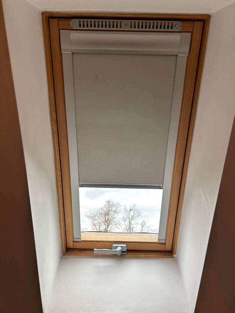 New Silver Window Blind for Skylight Window