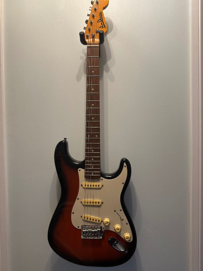 Jim Deacon Strat-style electric guitar Sunburst