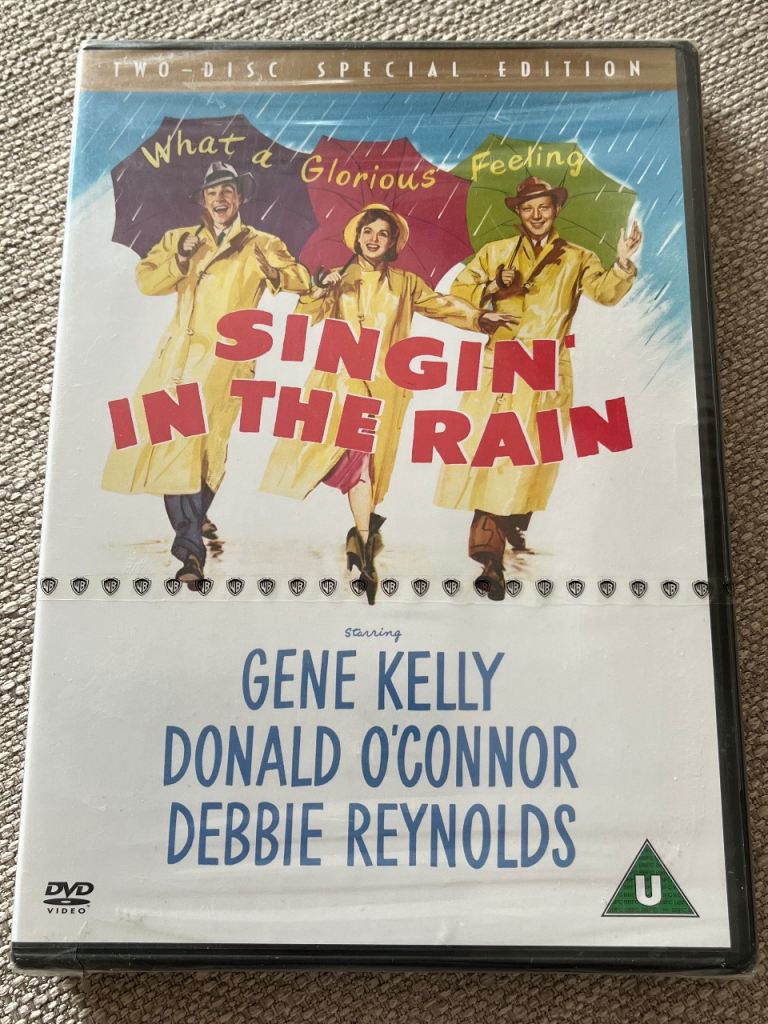 Singin’ in the Rain – 50th Anniversary Deluxe Edition (2-Disc DVD) 