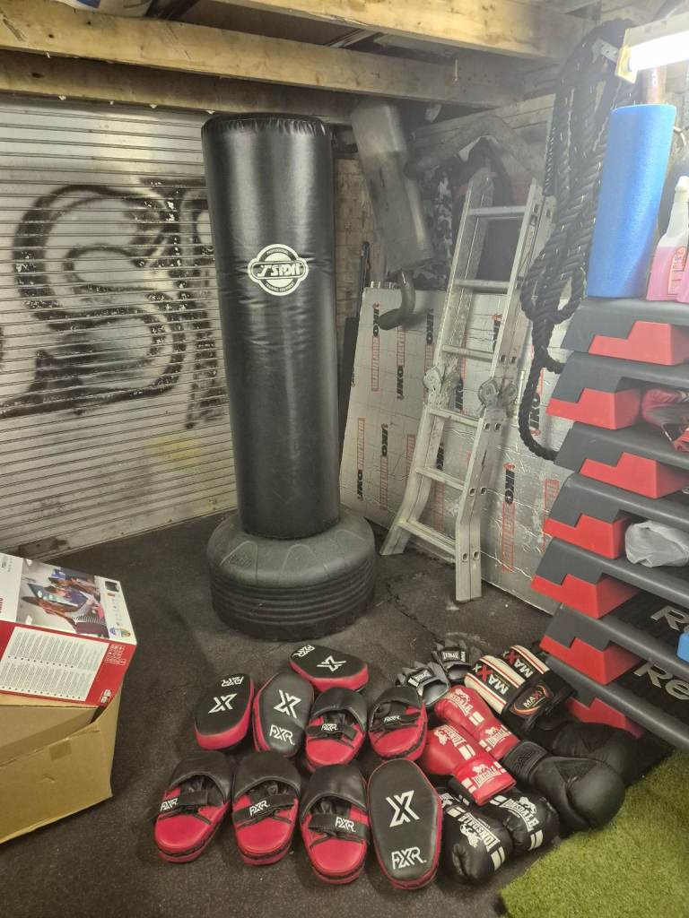J sport professional martial arts bag pads and gloves