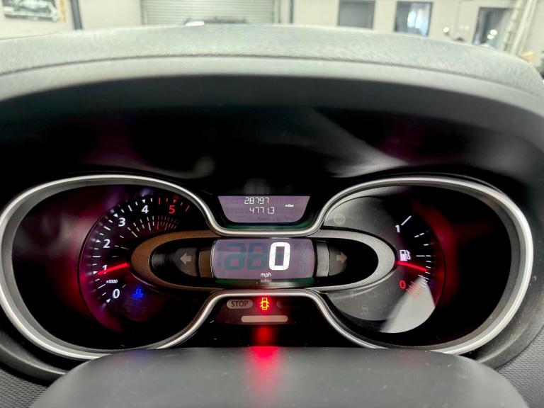 2020 Renault Trafic 2.0 dCi ENERGY 30 Sport Nav Crew Van LWB Euro 6 (s/s) 6dr WINDOW VAN Diesel M...