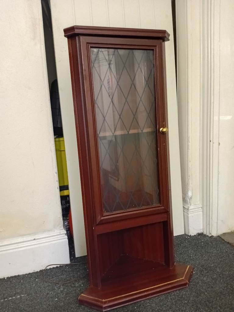 Solid wood corner cabinet 