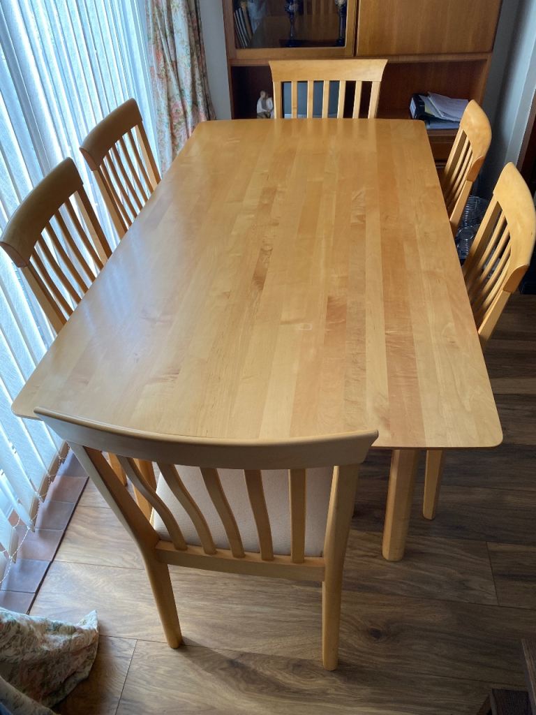 Ercol 'Scala' Dining Table with 6 Chairs – Good Condition