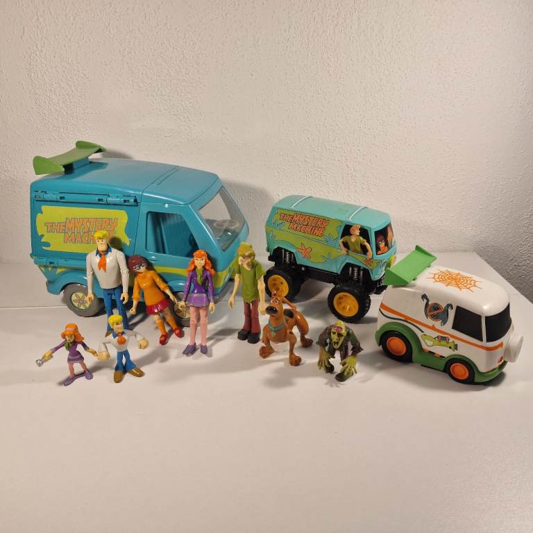 Scooby doo toy bundle