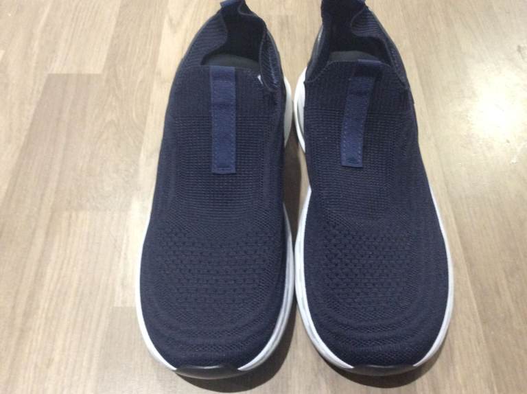 Brand New Women's Blue Cushioned Sole Running/Walking Shoes Size 6.5