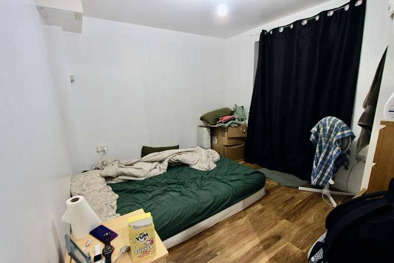 HA3 2 double bedroom GRD floor FLAT with access to patio and communal gardens.