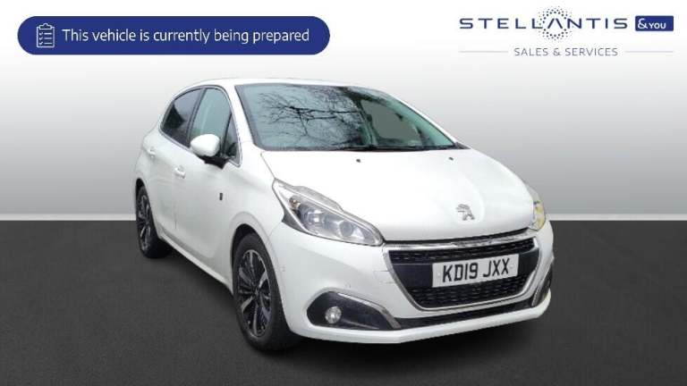 2019 Peugeot 208 1.2 PureTech Tech Edition Hatchback 5dr Petrol Manual Euro 6 (s/s) (82 ps) Hatch...
